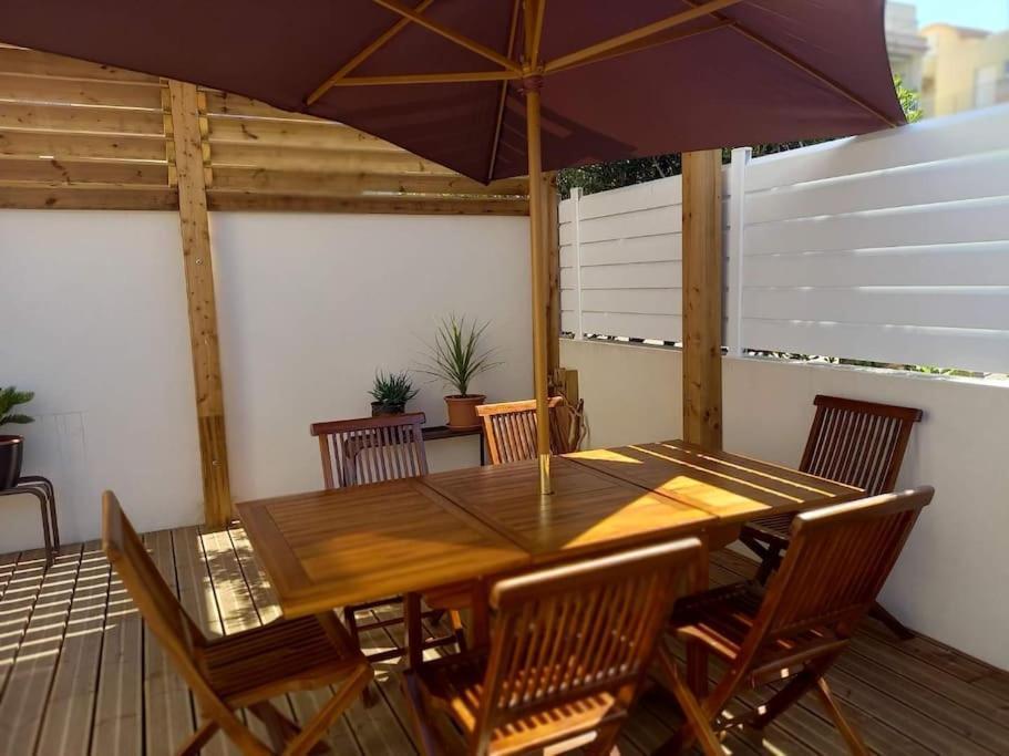 Appartement 100 M2 Terrasse Piscine Gruissan Exterior foto